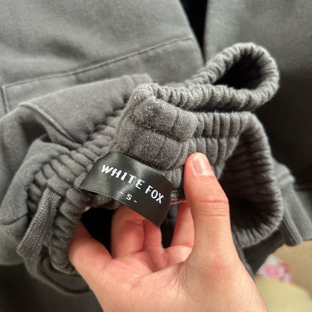 White Fox Boutique Gray Pullover Hoodie & sweatpants - Picture 5 of 5